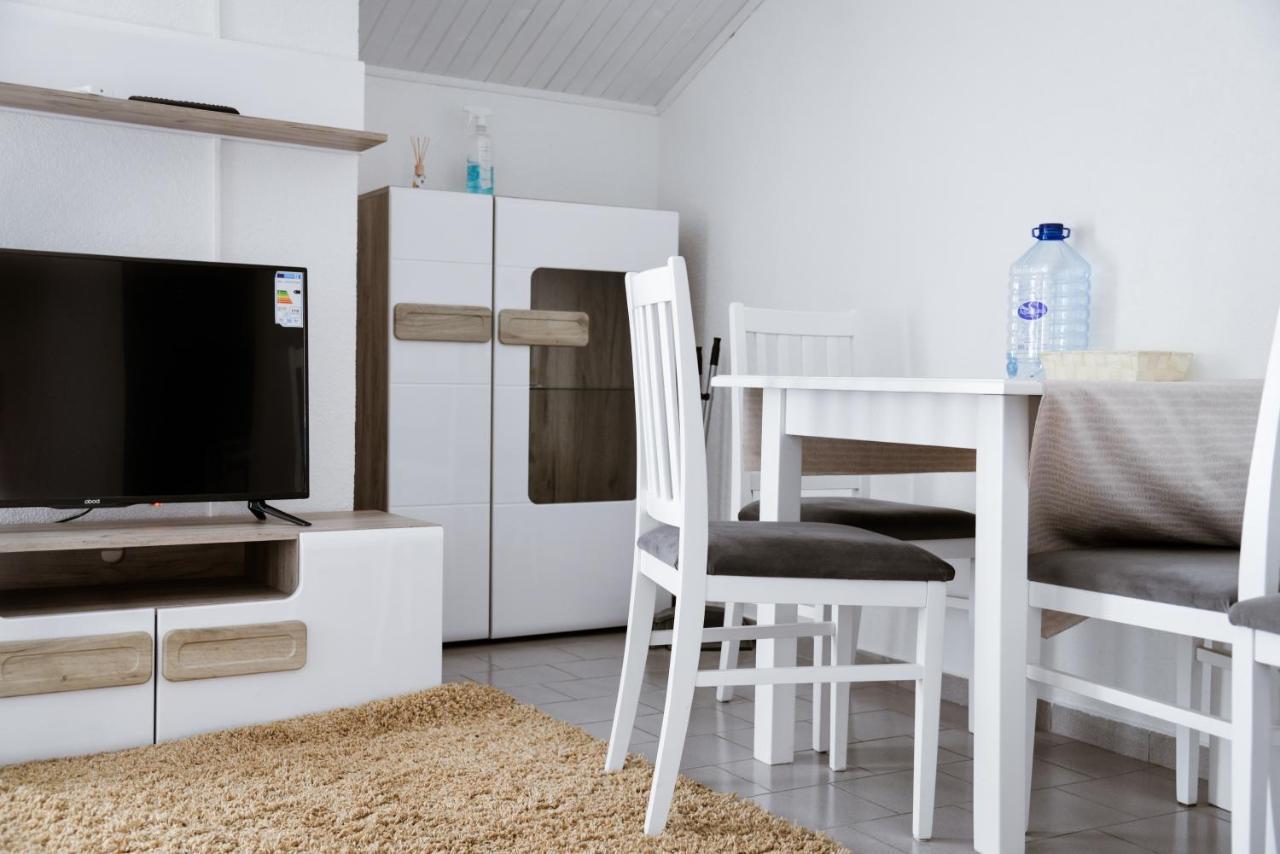 Iker Apartments Тиват Екстер'єр фото