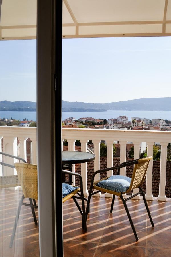 Iker Apartments Тиват Екстер'єр фото