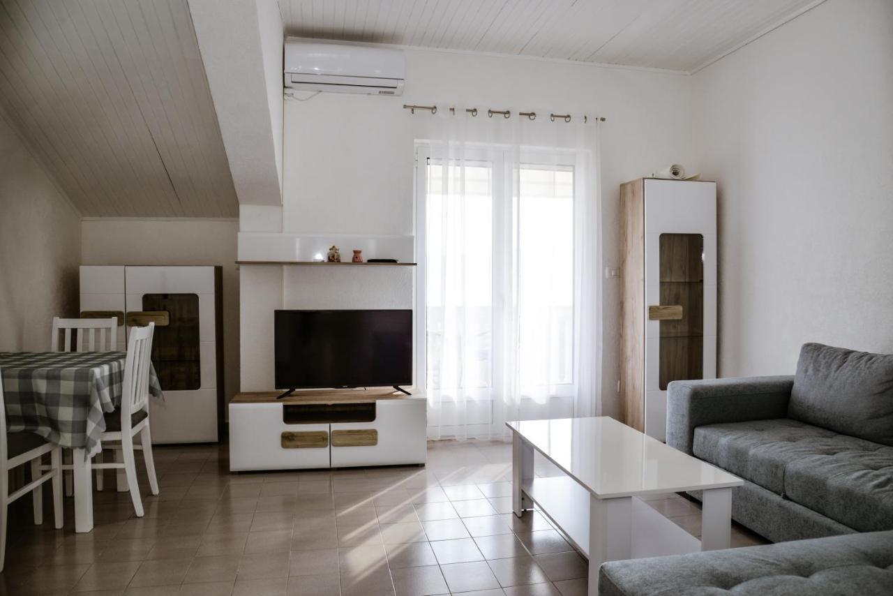 Iker Apartments Тиват Екстер'єр фото