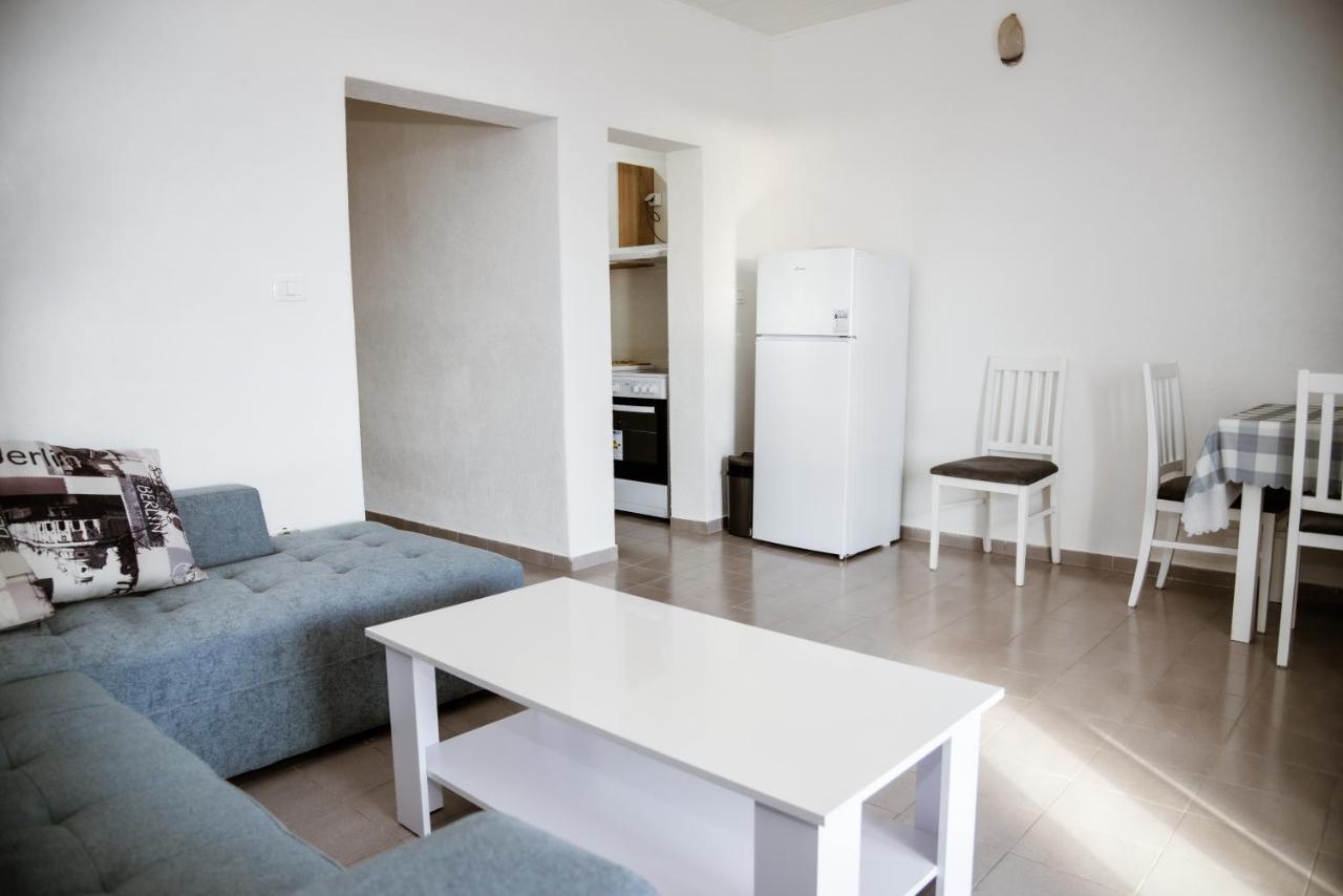 Iker Apartments Тиват Екстер'єр фото