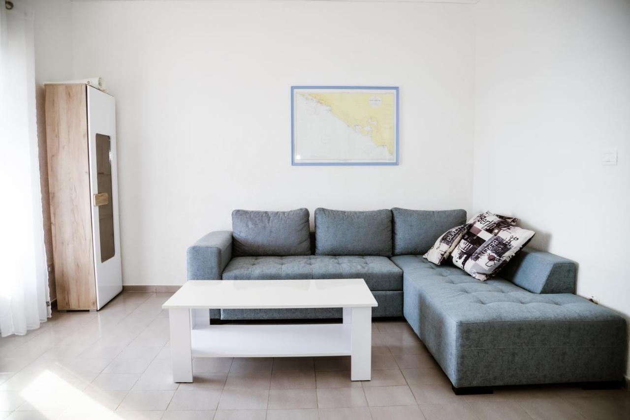Iker Apartments Тиват Екстер'єр фото