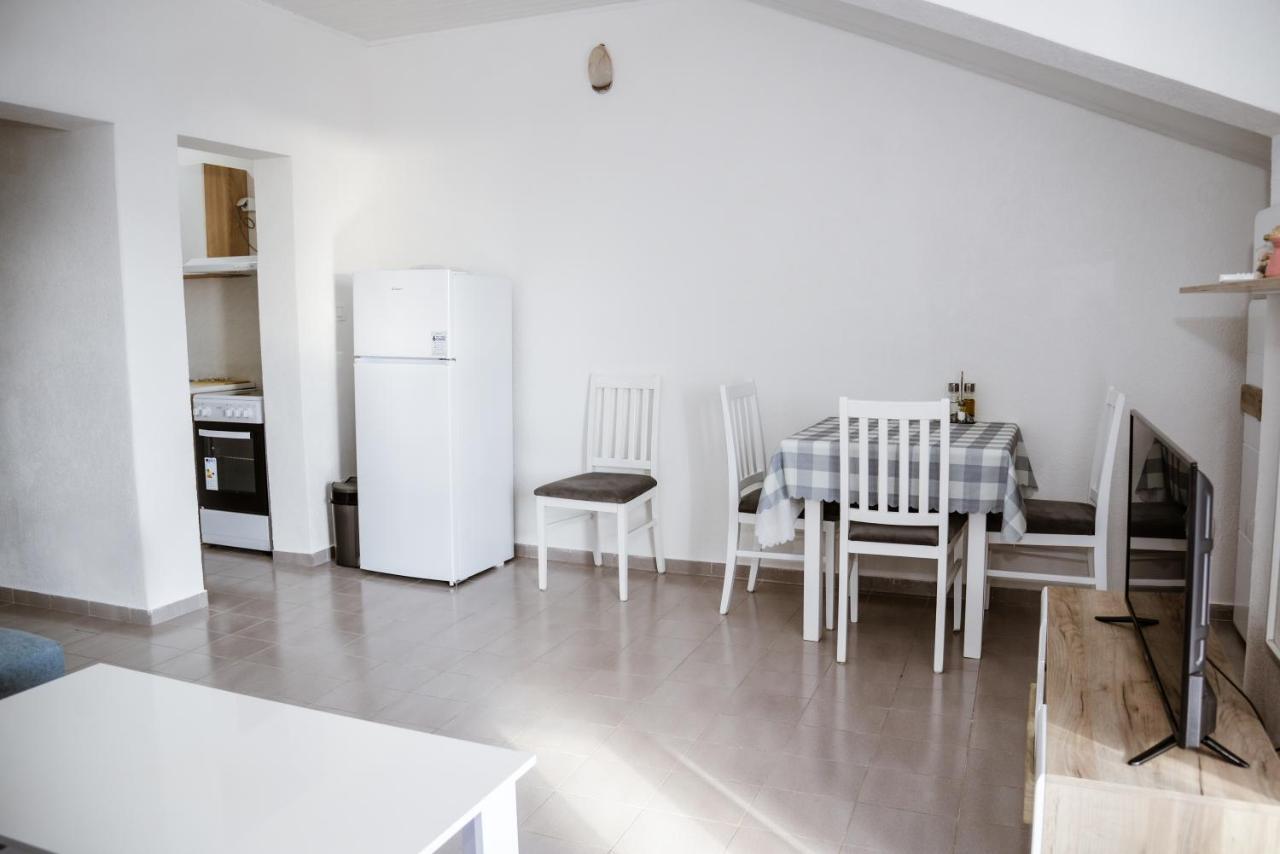 Iker Apartments Тиват Екстер'єр фото