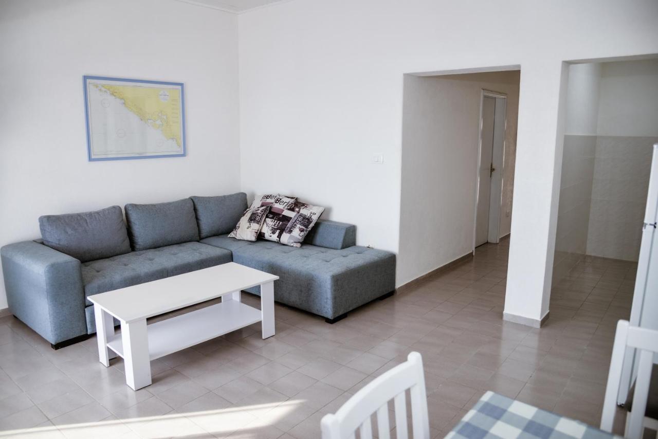 Iker Apartments Тиват Екстер'єр фото